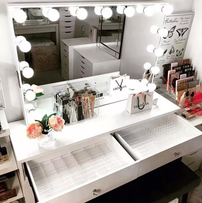 Moderno design tavolo di trucco a quercia con comodino a specchi illuminati tavolo da lavoro e deposito 10