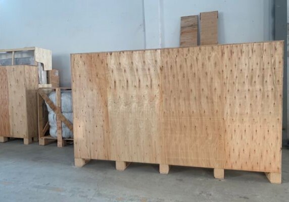 Set di camerino in legno con cassetto e specchio in legno a colori personalizzati 21