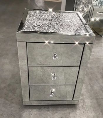 Dispositivi per mobili con specchi personalizzati Dispositivi per mobili con console 2 3 Dispositivi per mobili con cassetti